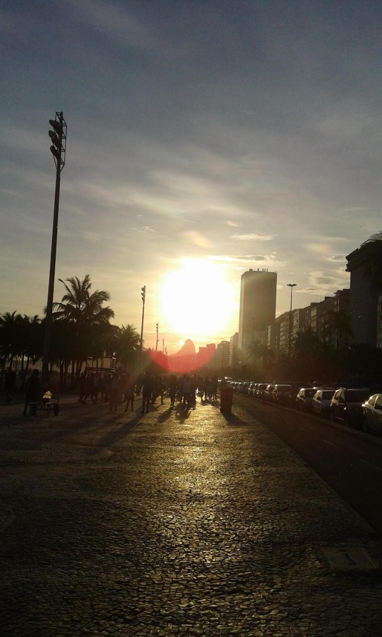Copacabana Uma Quadra Da Praia ริโอเดจาเนโร ภายนอก รูปภาพ